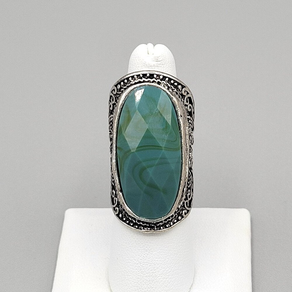 Faceted Green Chalcedony Stone Statement Ring Silver Tone Metal Size 7